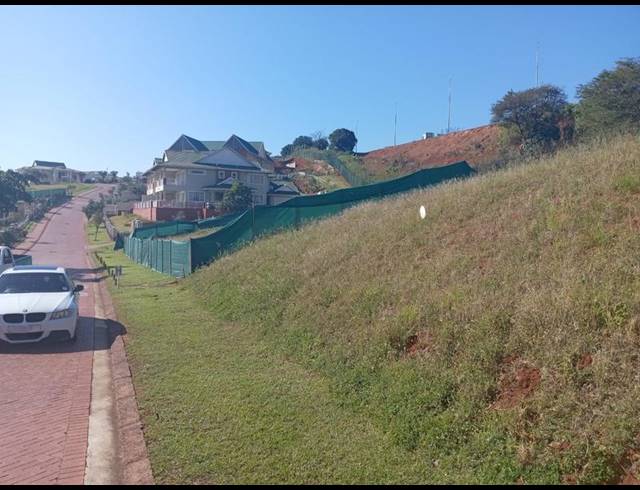 LAND FOR SALE IN KINDLEWOOD ESTATE